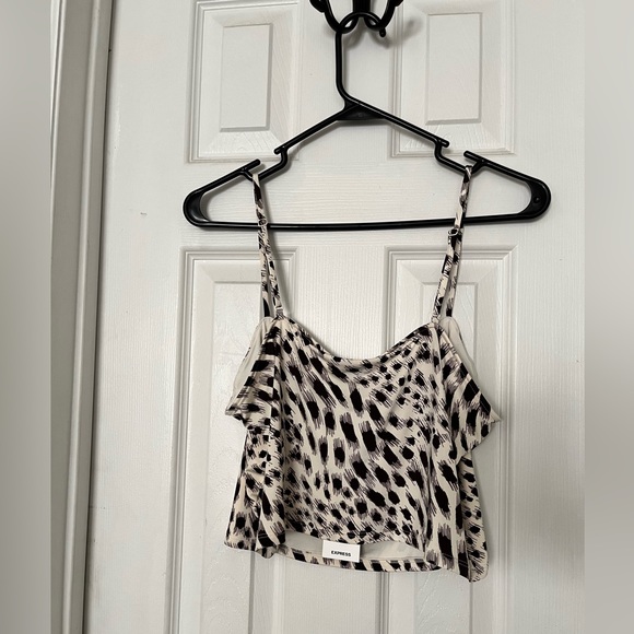 (2) Body Contour Collection Tops - Picture 2 of 6